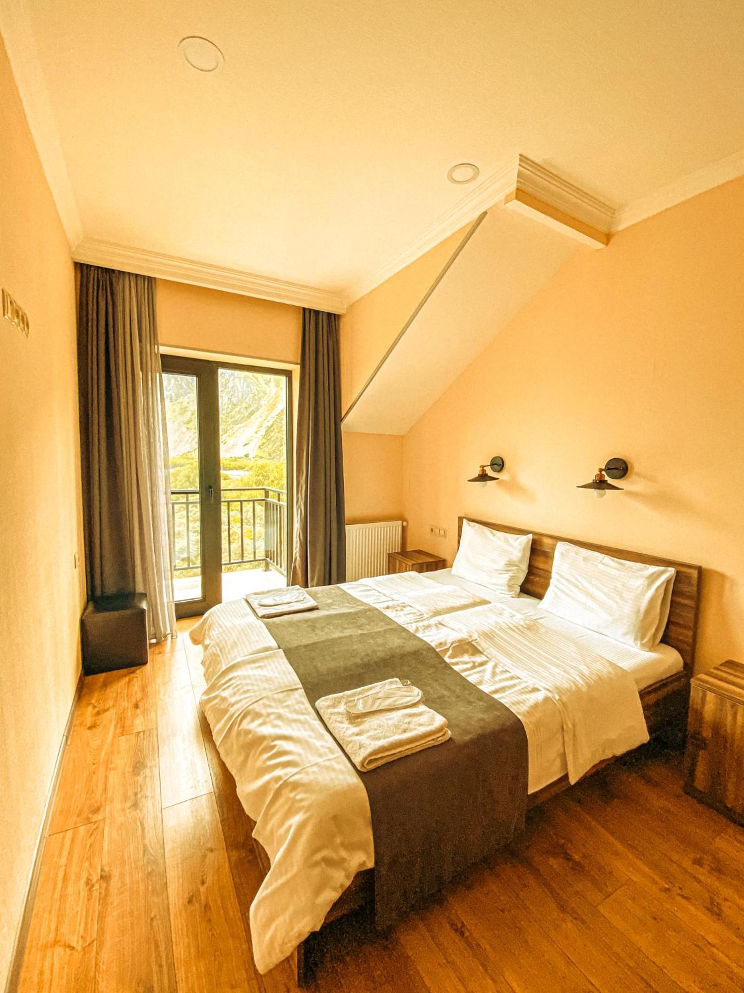 Hotel Gold Kazbegi מראה חיצוני תמונה