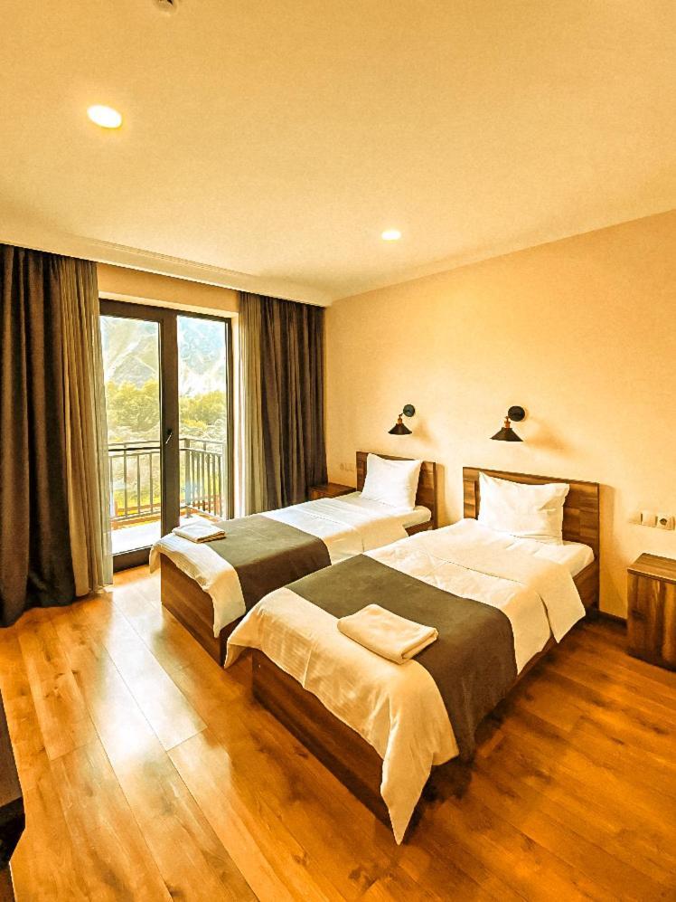 Hotel Gold Kazbegi מראה חיצוני תמונה